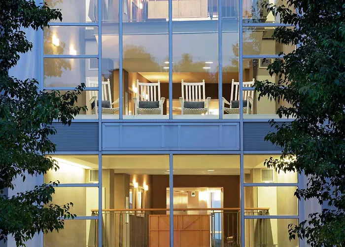 Embassy Suites By Hilton Boston Marlborough